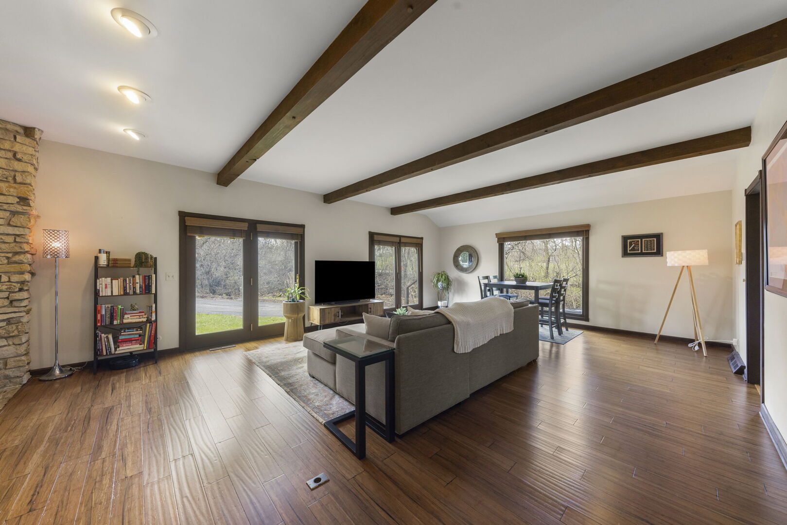 1205 Bonner Road Wauconda, IL 60084 - Photo 5 of 43