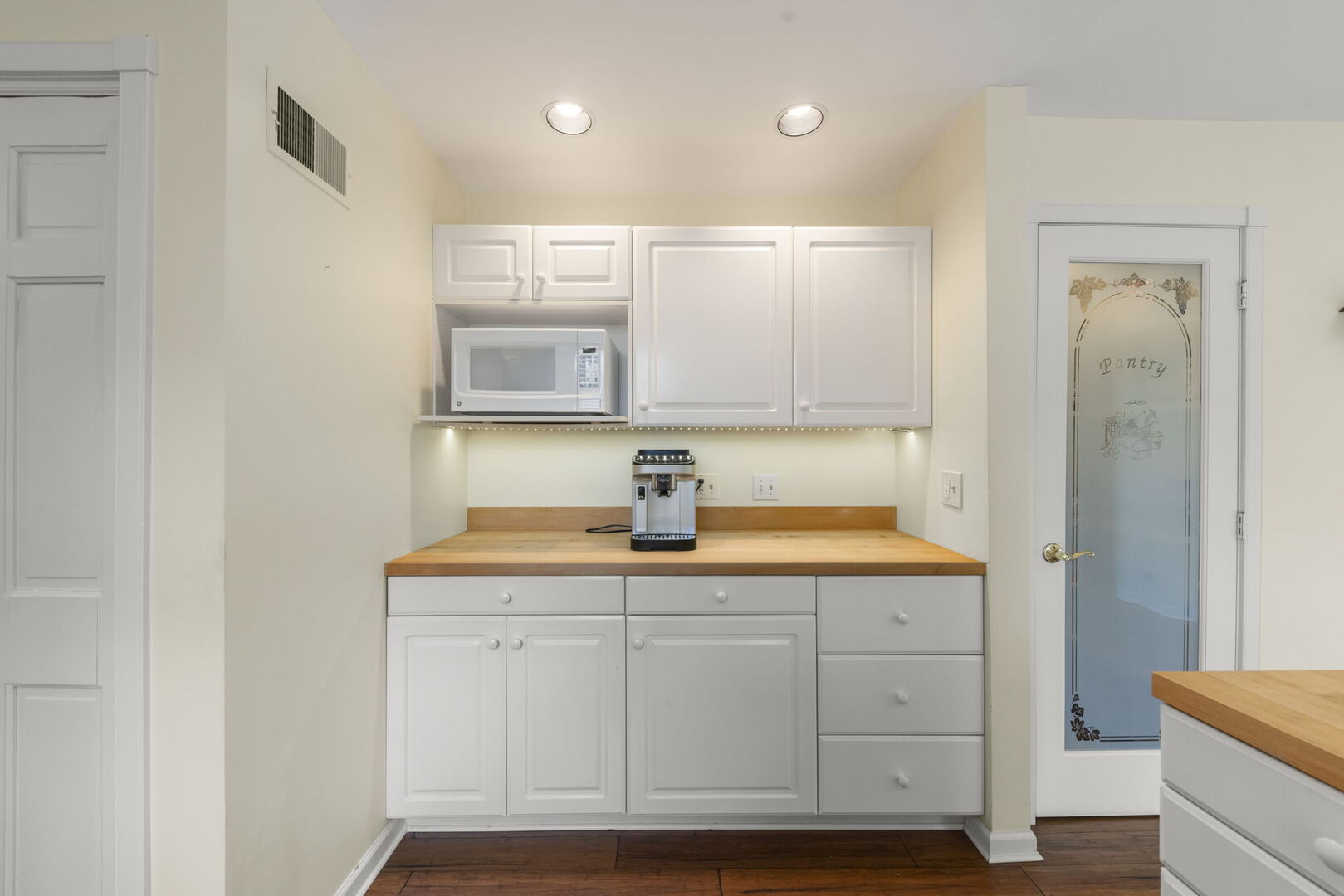 1205 Bonner Road Wauconda, IL 60084 - Photo 9 of 43