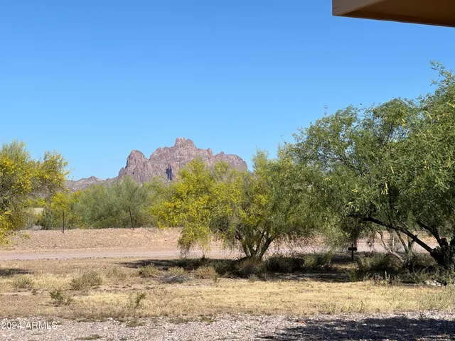 $325,000 | 7801 South 547th Avenue, Tonopah, AZ 85354