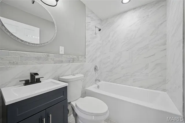 $129,900 | 9820 Lorna Lane, St. Louis, MO 63136