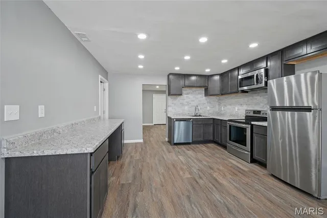 $129,900 | 9820 Lorna Lane, St. Louis, MO 63136