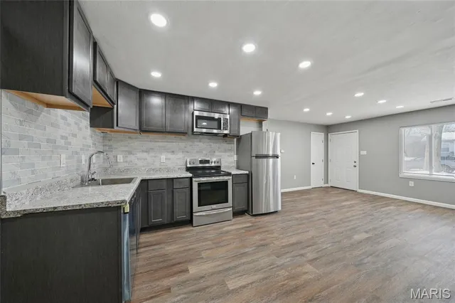 $129,900 | 9820 Lorna Lane, St. Louis, MO 63136