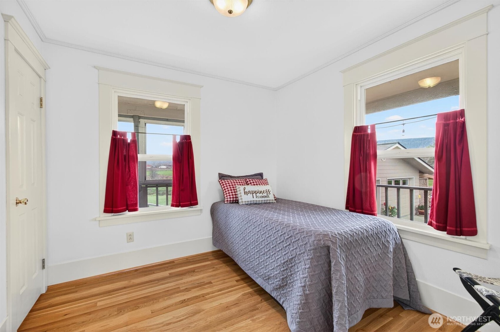 211 South Welcome Slough Road Cathlamet, WA 98612 - Photo 18 of 40