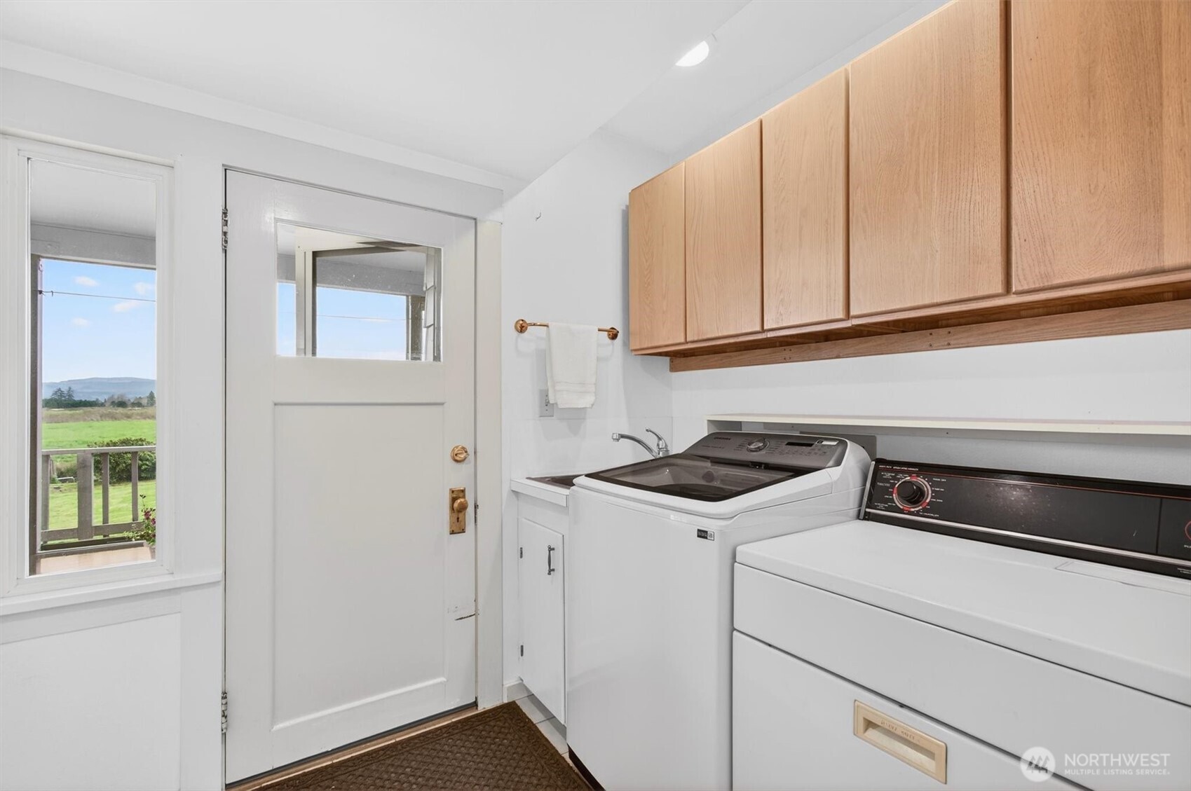 211 South Welcome Slough Road Cathlamet, WA 98612 - Photo 19 of 40