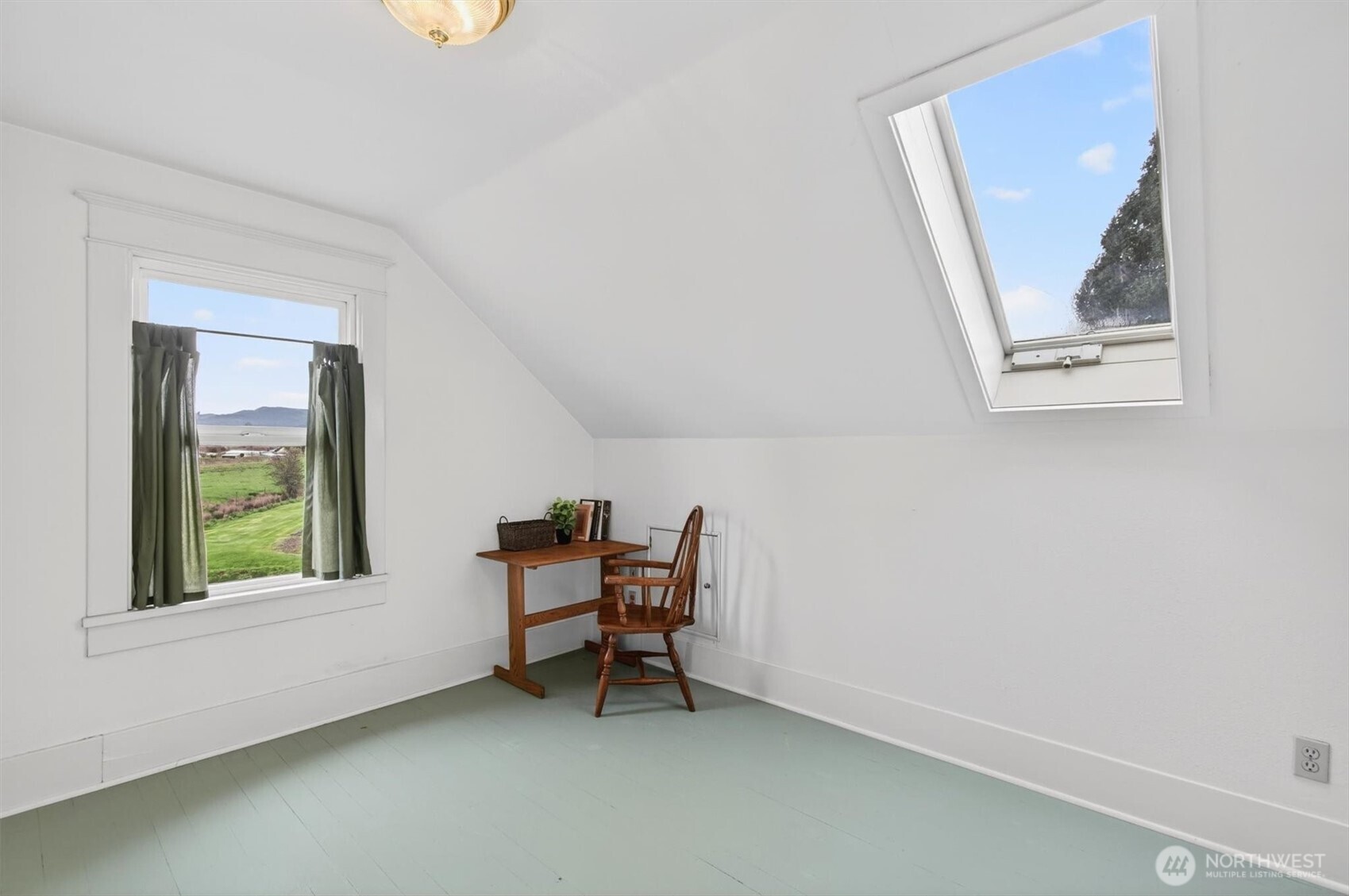 211 South Welcome Slough Road Cathlamet, WA 98612 - Photo 24 of 40