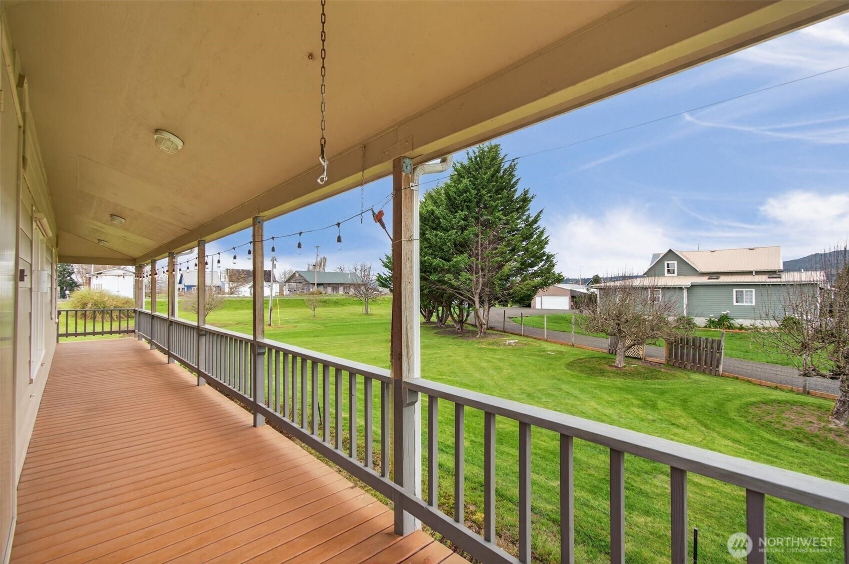 211 South Welcome Slough Road Cathlamet, WA 98612 - Photo 30 of 40