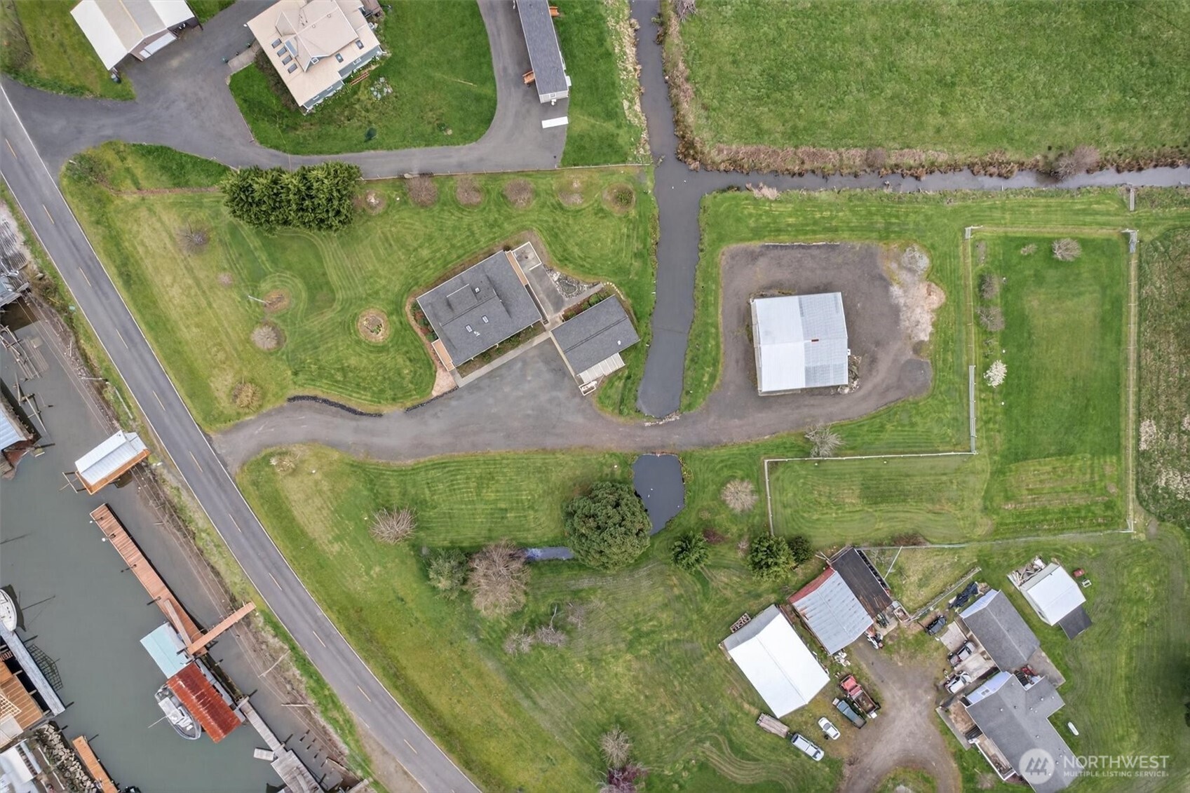 211 South Welcome Slough Road Cathlamet, WA 98612 - Photo 38 of 40