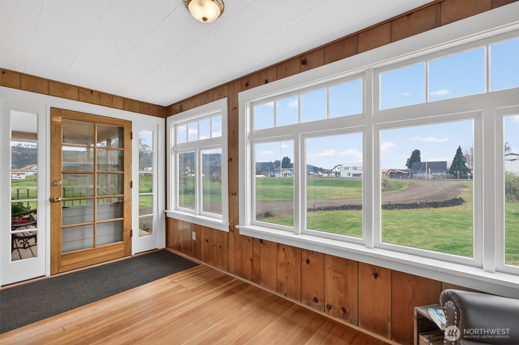 211 South Welcome Slough Road Cathlamet, WA 98612 - Photo 7 of 40