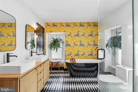 $950,000 | 135 West Mount Pleasant Avenue, Philadelphia, PA 19119