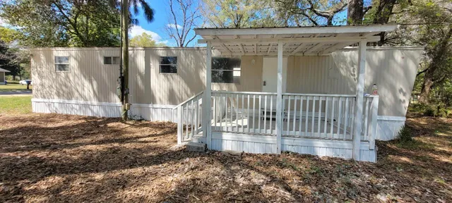 $950 | 808 East Chestnut Avenue, Crestview, FL 32539