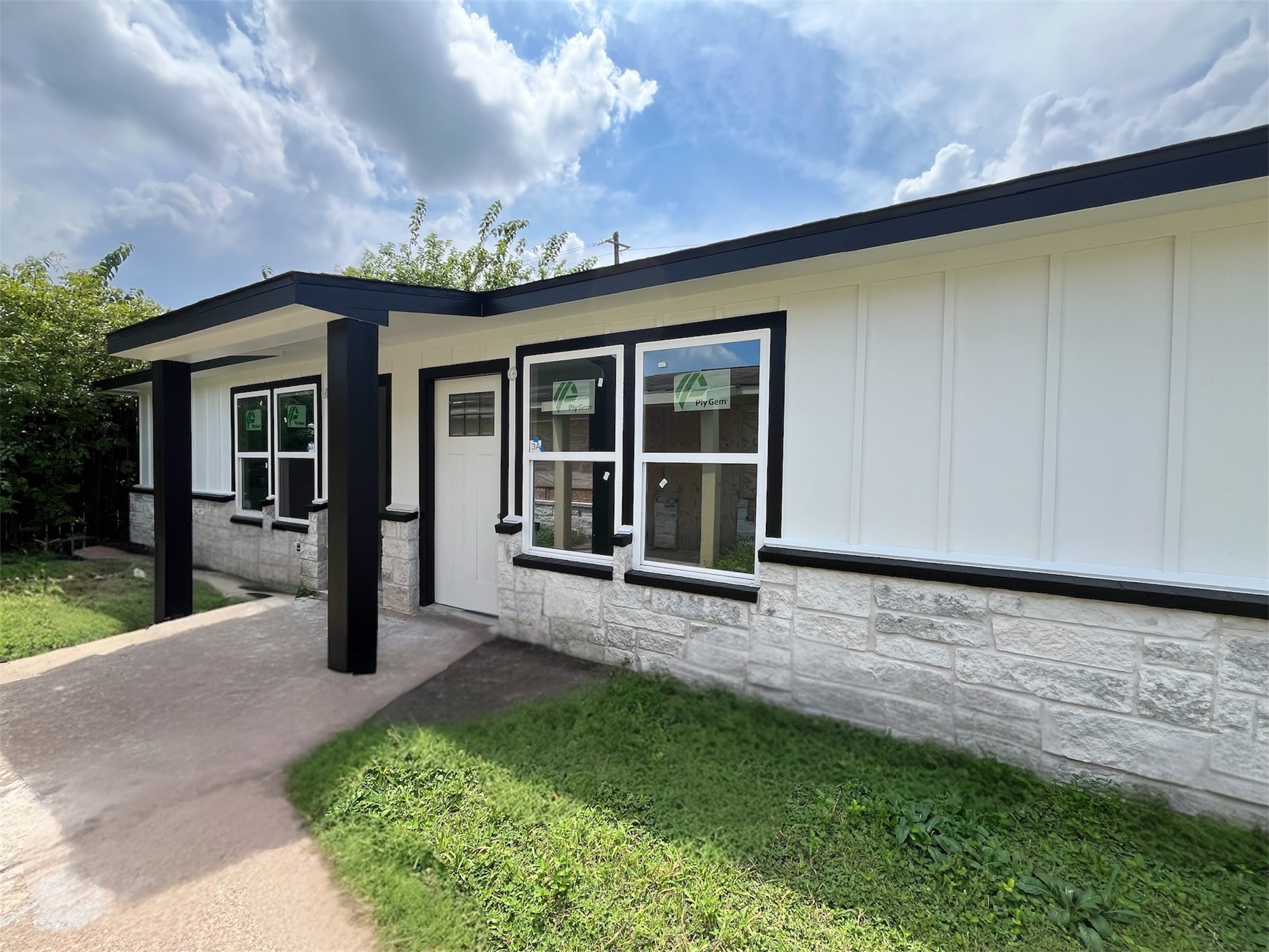 4306 Mallow Street Houston, TX 77051 - Photo 1 of 13