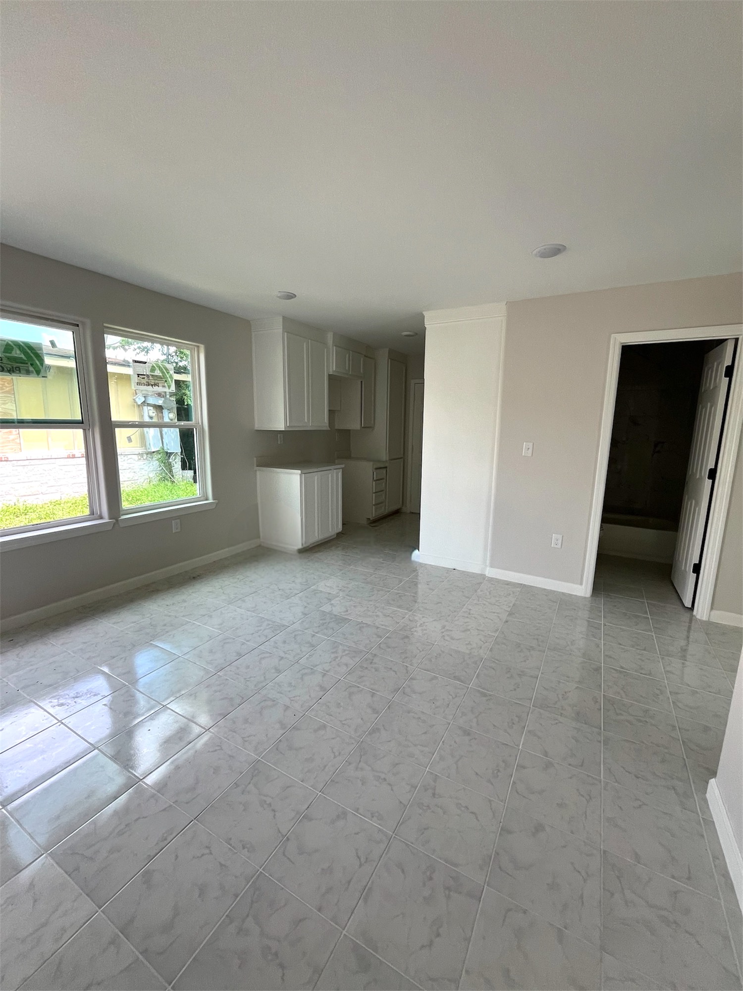 4306 Mallow Street Houston, TX 77051 - Photo 6 of 13