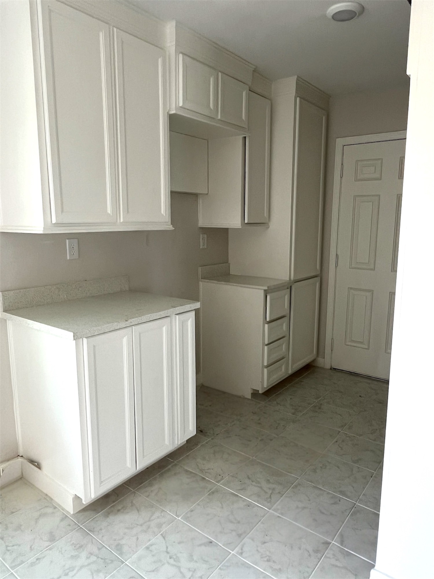 4306 Mallow Street Houston, TX 77051 - Photo 8 of 13