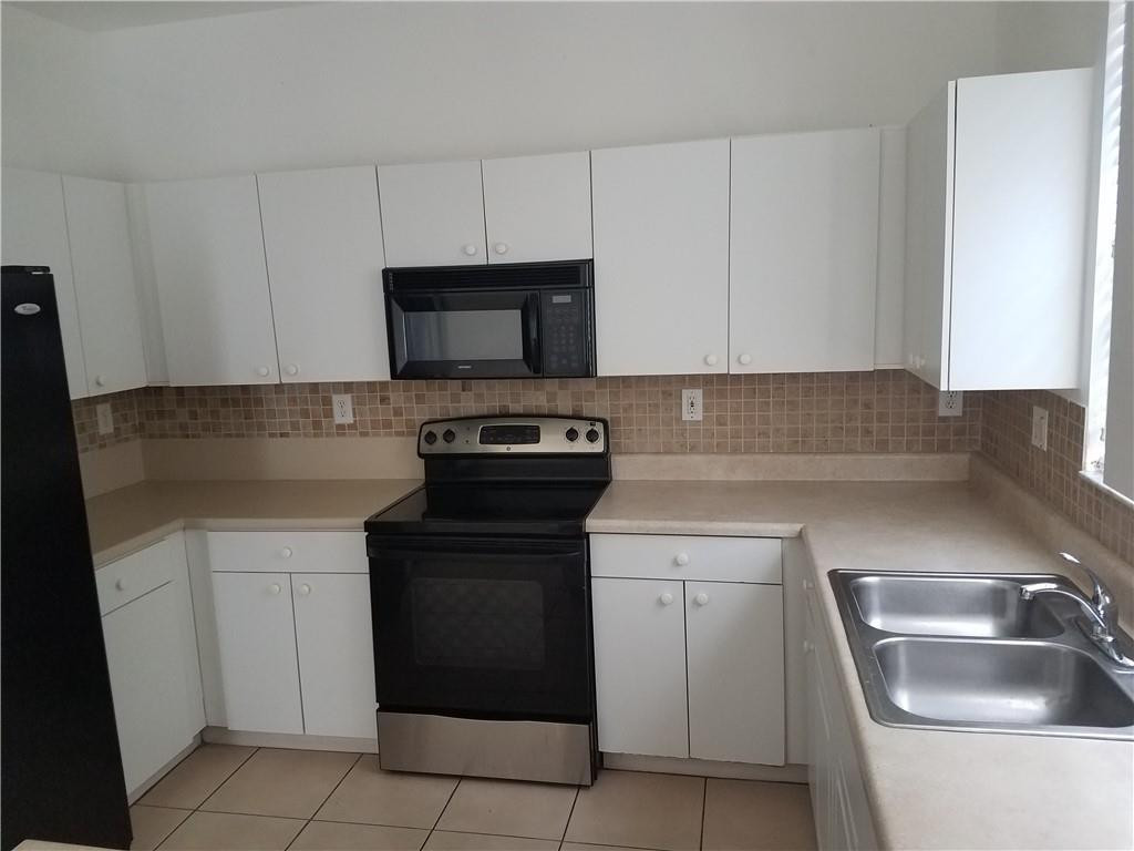 27322 Southwest 138th Path, Unit 27322 Homestead, FL 33032 - Photo 9 of 12 Photo 9