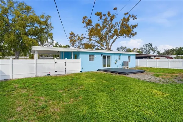 $2,300 | 4398 Neptune Drive Southeast, St. Petersburg, FL 33705