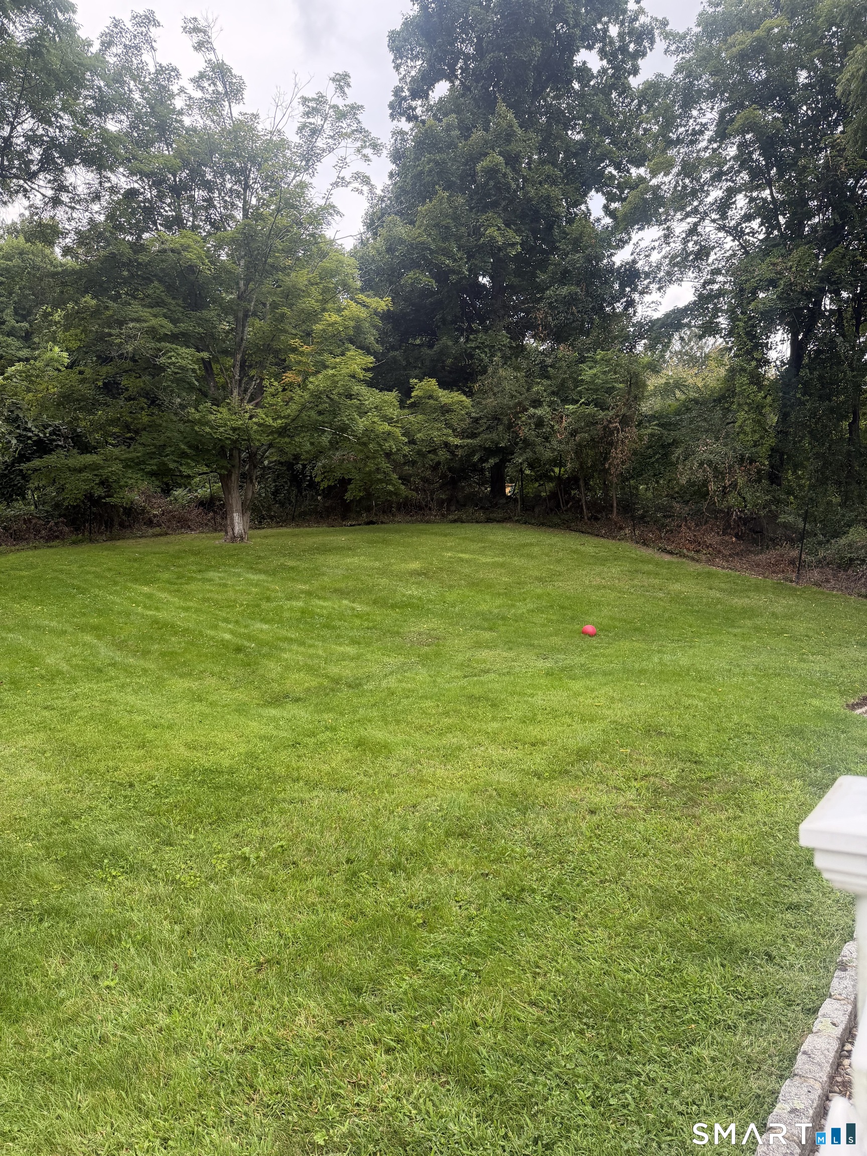 32 Chestnut Hill Road Newtown, CT 06482 - Photo 19 of 23 Gallery Image 19