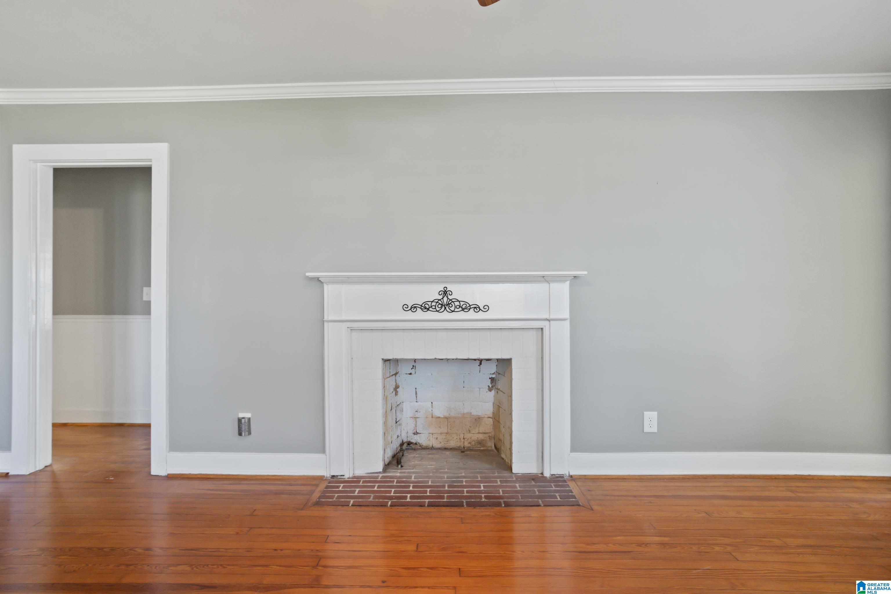 5011 Roselyn Road Bessemer, AL 35022 - Photo 5 of 37