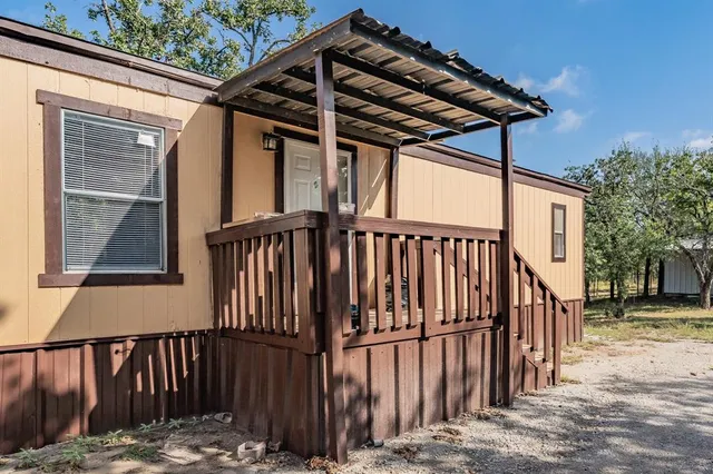 $359,000 | 417 Wood River Road, Millsap, TX 76066