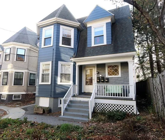 $4,500 | 4 Fayette Park, Unit 2, Cambridge, MA 02139