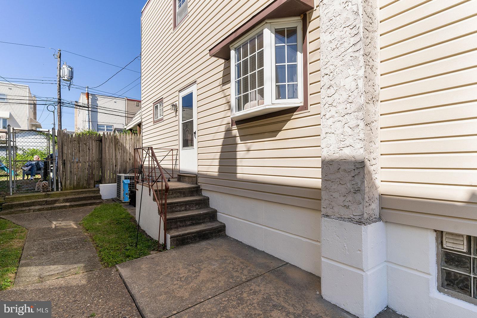 3438 Primrose Road Philadelphia, PA 19114 - Photo 4 of 38 Gallery Image 4