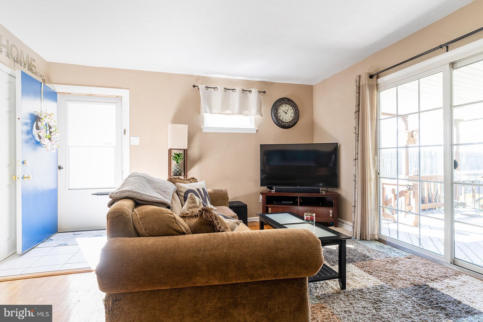 3438 Primrose Road Philadelphia, PA 19114 - Photo 6 of 38 Gallery Image 6