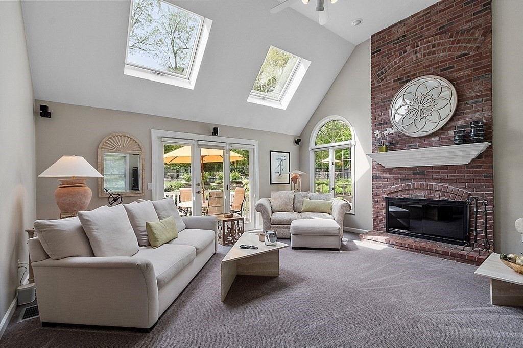 75 Colonial Drive Shrewsbury, MA 01545 - Photo 16 of 42