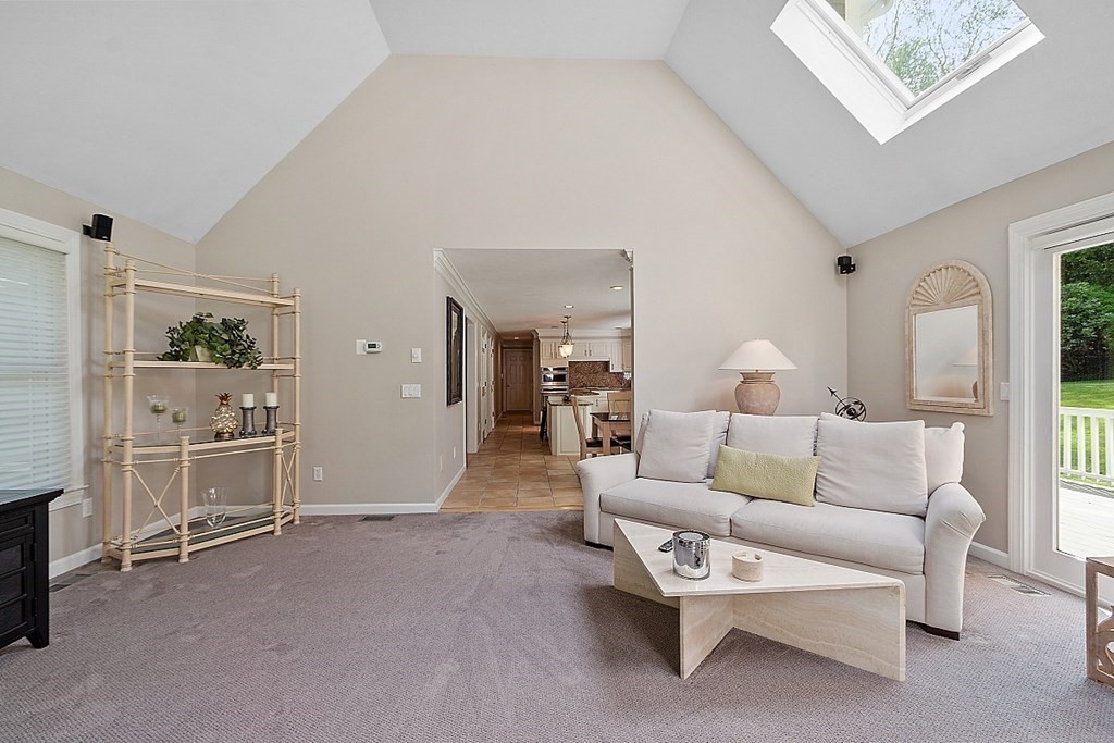 75 Colonial Drive Shrewsbury, MA 01545 - Photo 18 of 42