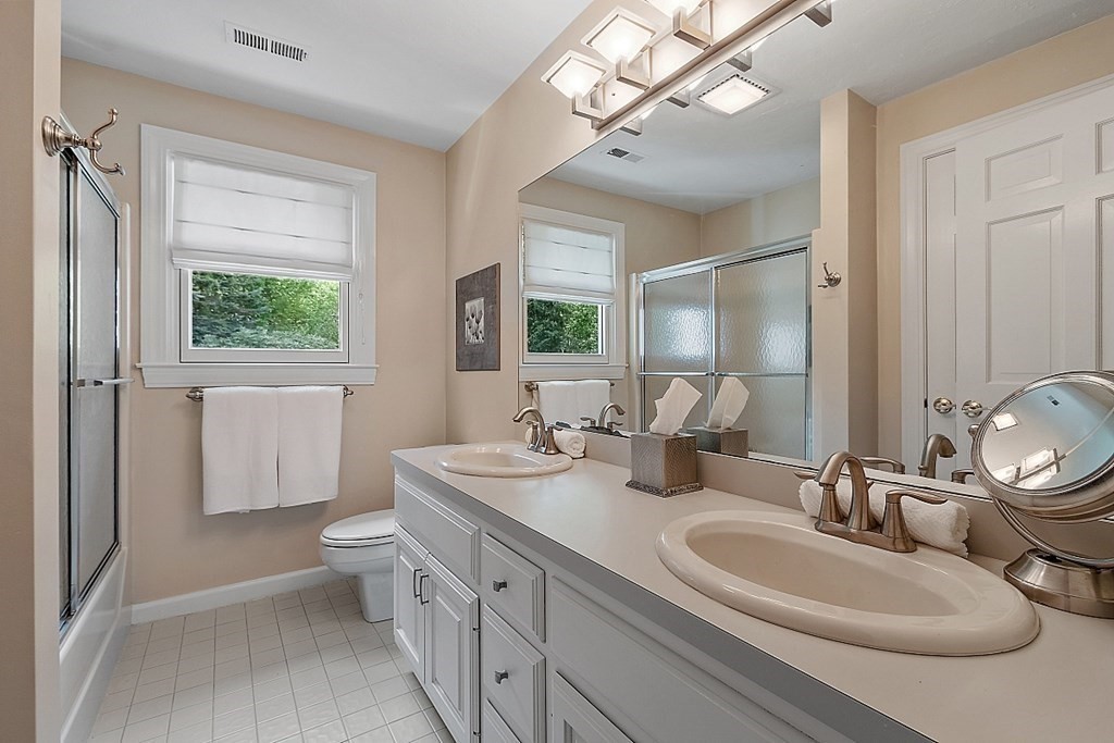 75 Colonial Drive Shrewsbury, MA 01545 - Photo 27 of 42