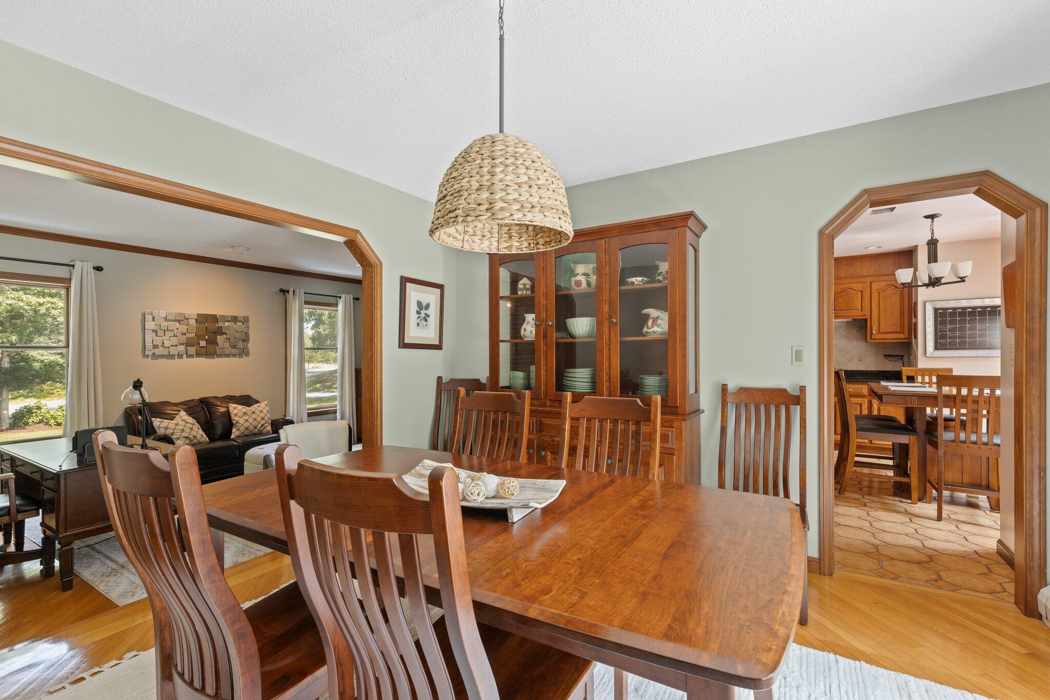 16 Robin Road Sandwich, MA 02563 - Photo 17 of 65 33-web-or-mls-16-robin-rd