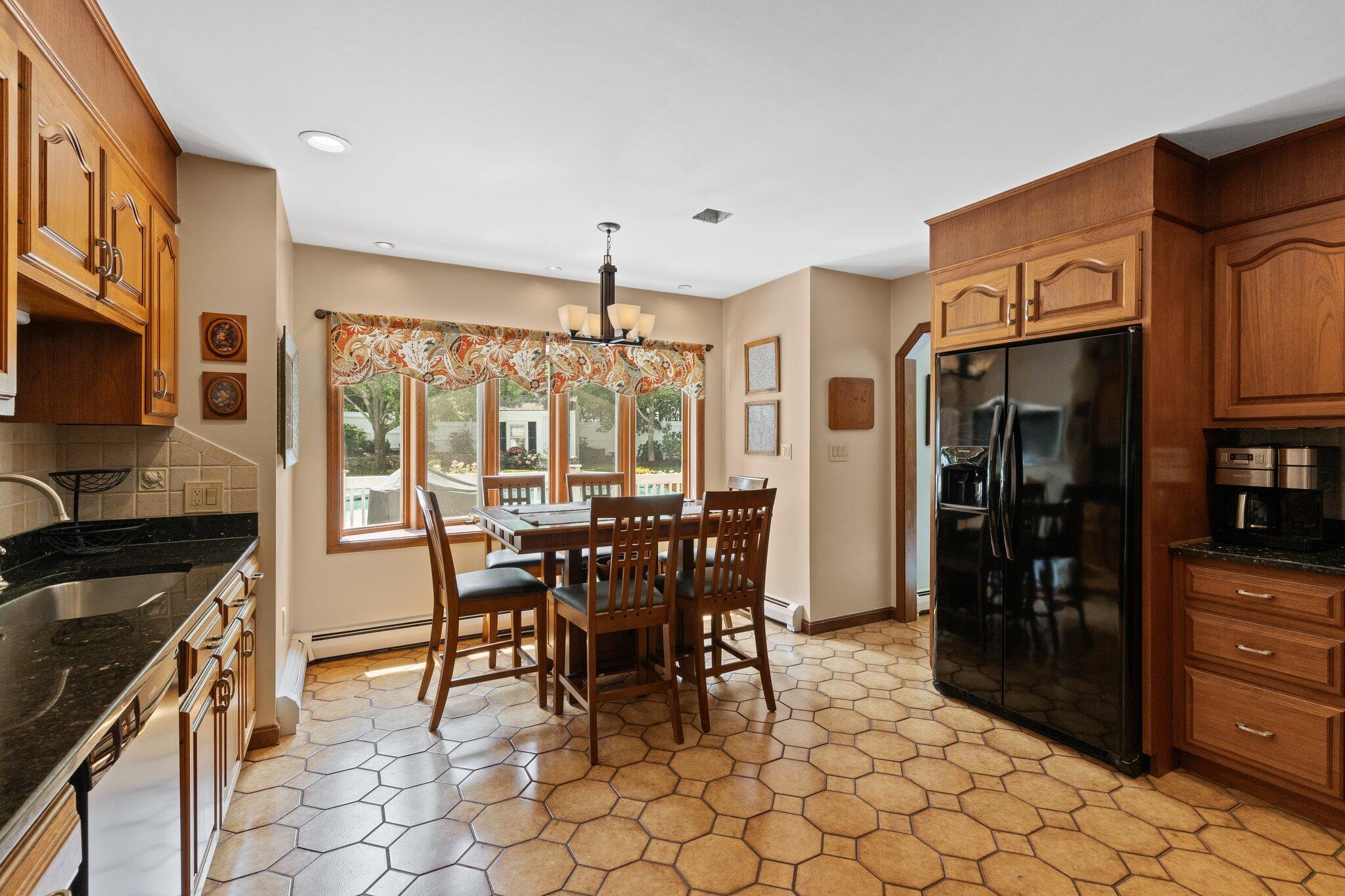 16 Robin Road Sandwich, MA 02563 - Photo 19 of 65 35-web-or-mls-16-robin-rd