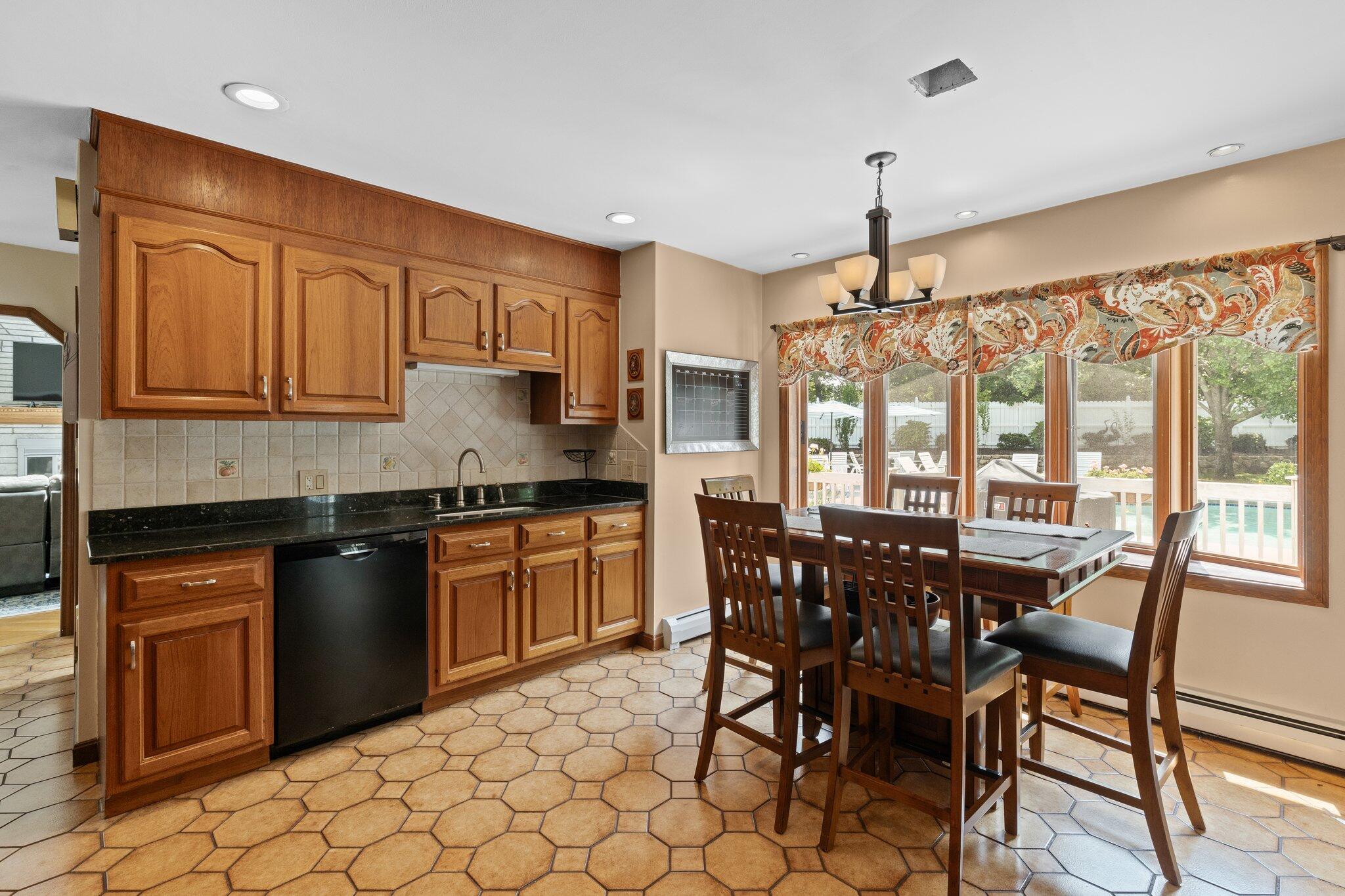 16 Robin Road Sandwich, MA 02563 - Photo 20 of 65 36-web-or-mls-16-robin-rd