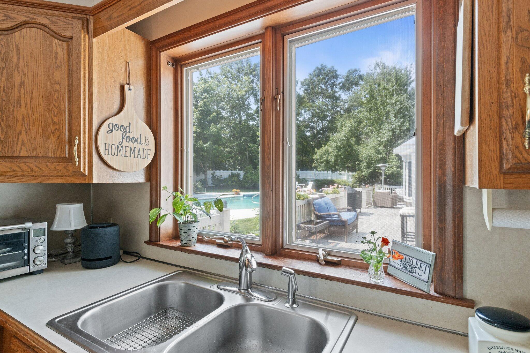 16 Robin Road Sandwich, MA 02563 - Photo 46 of 65 Apartment