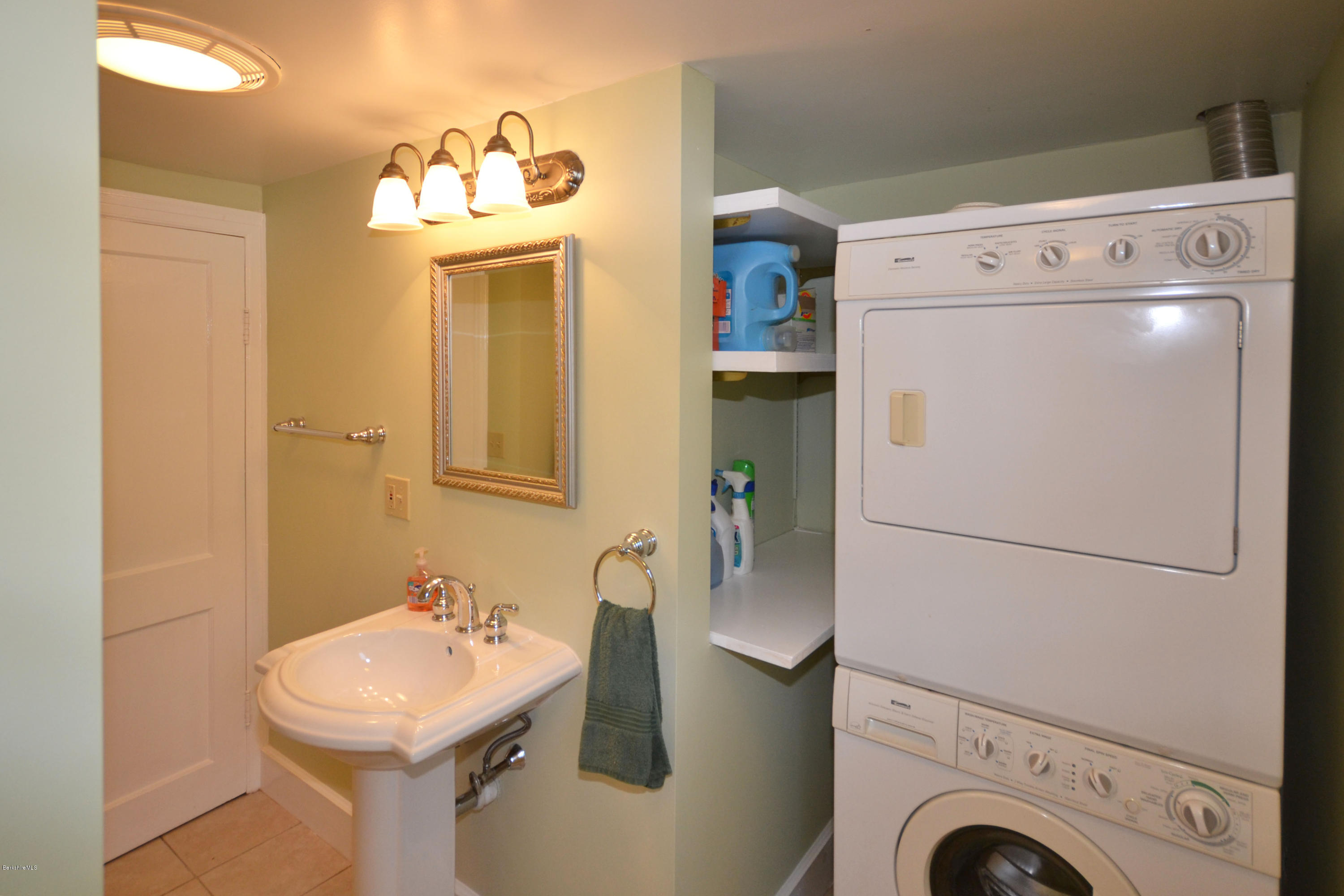 2127 Hancock Road Hancock, MA 01267 - Photo 24 of 53 a utility room with dryer and washer