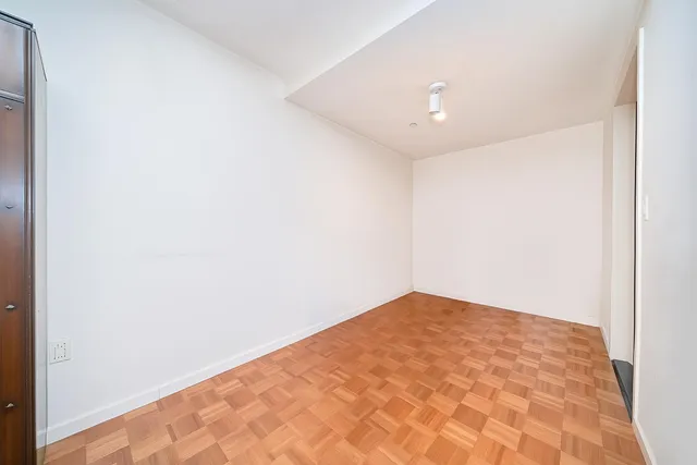 $555,000 | 300 West 135th Street, Unit 4L | Central Harlem