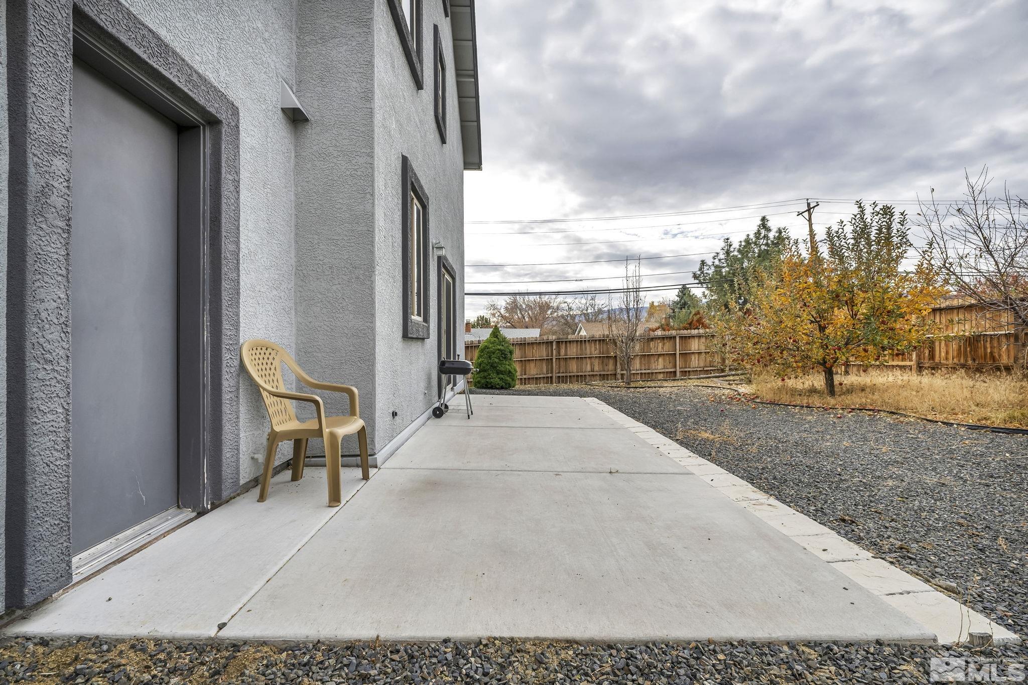 2705 Gulling Court Reno, NV 89503 - Photo 22 of 40 a view of outdoor space with garden