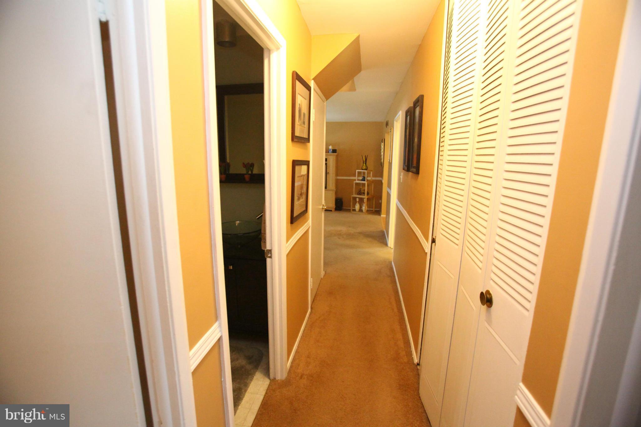 1905 Brookdale Road Baltimore, MD 21244 - Photo 20 of 30 Second floor hallway