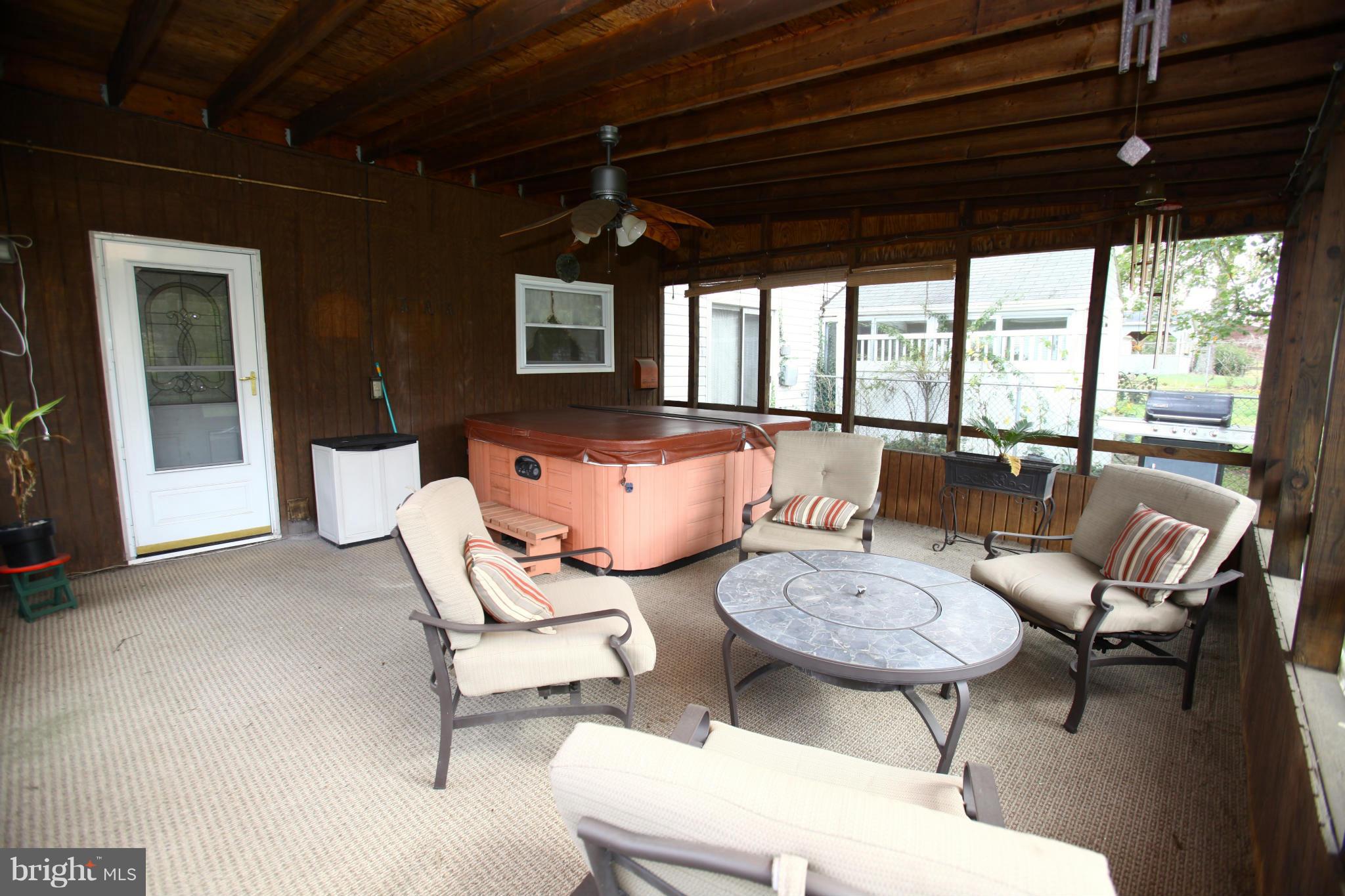 1905 Brookdale Road Baltimore, MD 21244 - Photo 9 of 30 Patio