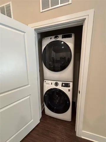 $1,400 | 111 Town Place, Unit 2610, Fairview, TX 75069