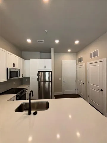 $1,400 | 111 Town Place, Unit 2610, Fairview, TX 75069