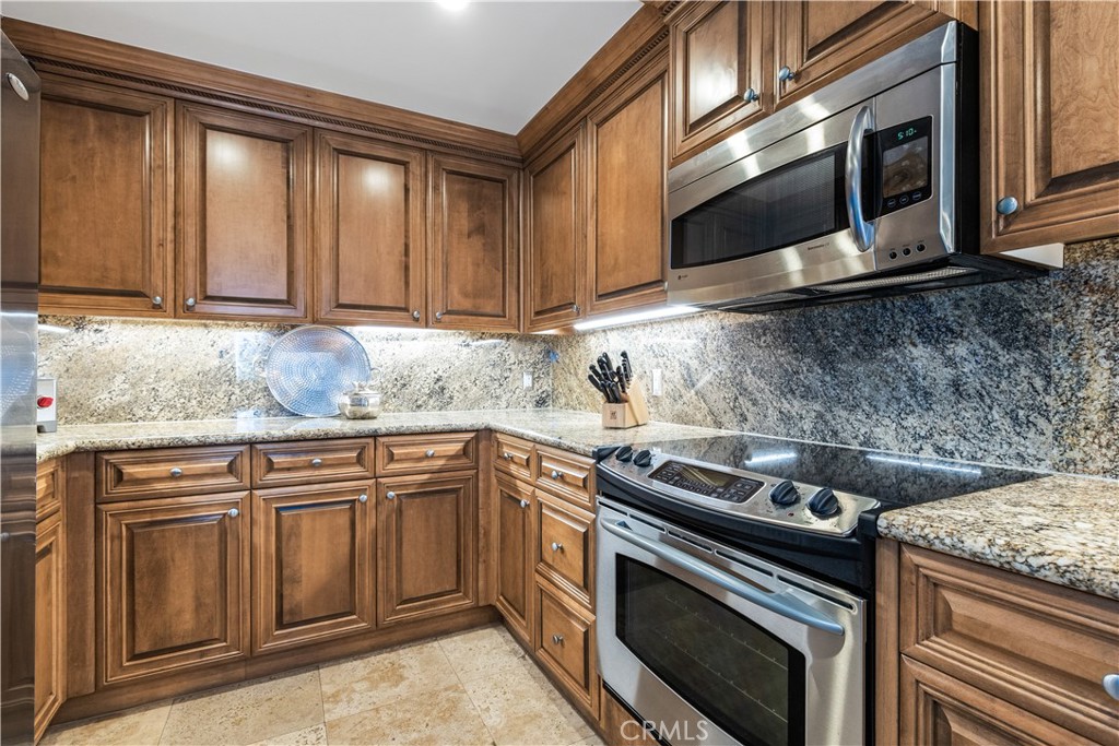 2727 Shell Beach Road, Unit 327 Pismo Beach, CA 93449 - Photo 10 of 67