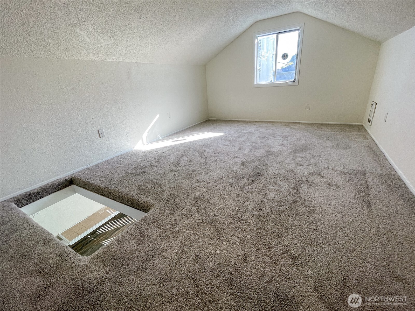 618 5th Street Southeast Auburn, WA 98002 - Photo 10 of 25