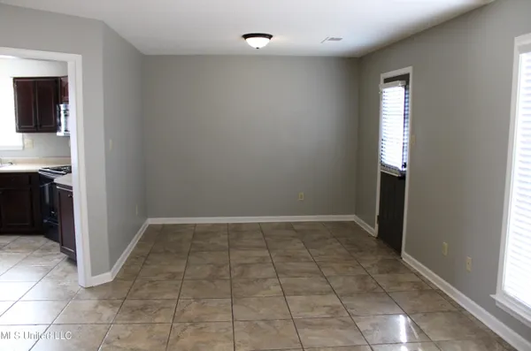 $1,600 | 6849 Dogwood Manor West, Olive Branch, MS 38654