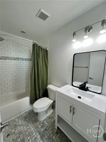 $2,200 | 545 Berrien Street, Unit I, Savannah, GA 31401