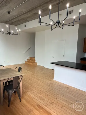 $2,200 | 545 Berrien Street, Unit I, Savannah, GA 31401