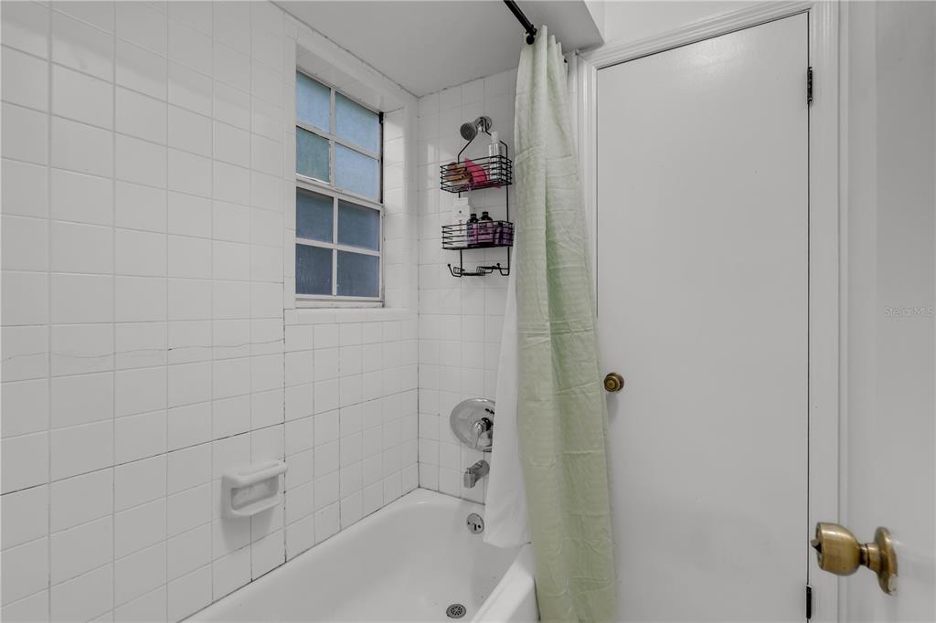 2221 Southwest 73rd Terrace Gainesville, FL 32607 - Photo 18 of 24 Gallery Image 18