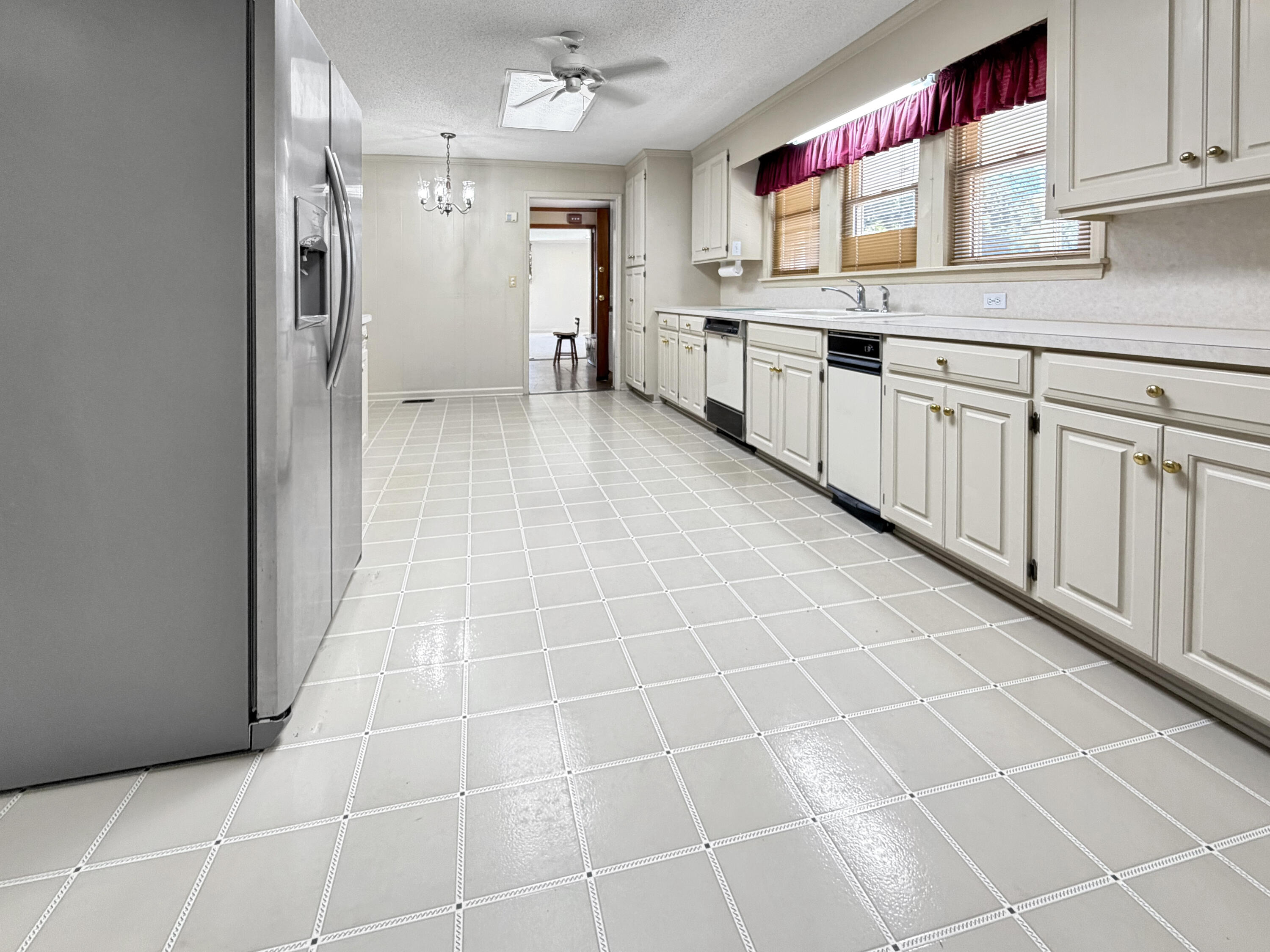 10163 Charleston Highway St. George, SC 29477 - Photo 6 of 25 IMG_4766