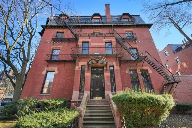 $9,950,000 | 164 Marlborough Street, Boston, MA 02116