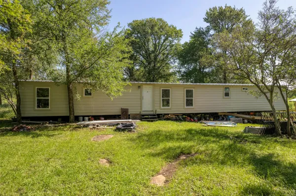 $400,000 | 201 Fawn Ridge Road, Cedar Creek, TX 78612