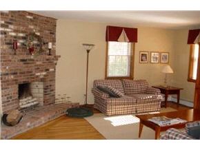 15 Millstone Road Windham, NH 03087 - Photo 3 of 5