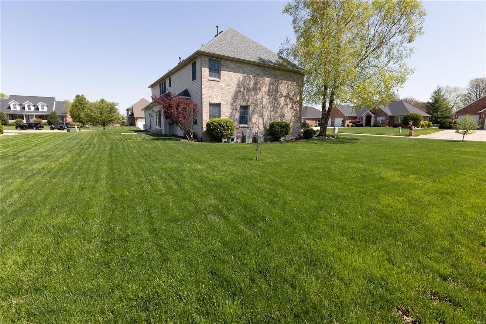 1711 Clover Ridge Columbia, IL 62236 - Photo 29 of 29 Gallery Image 29